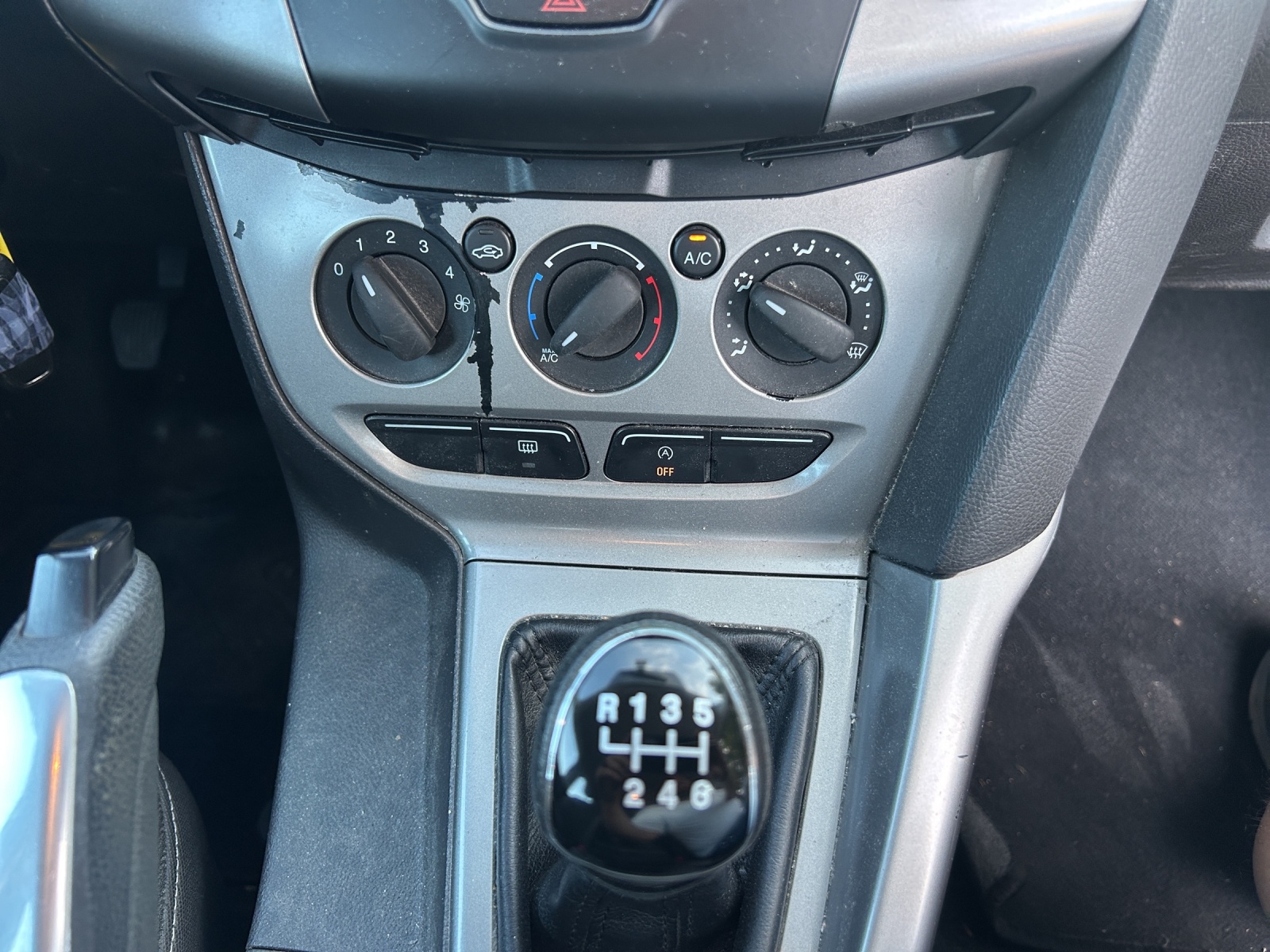FORD Focus 1.6 TDCi Trend-image-10