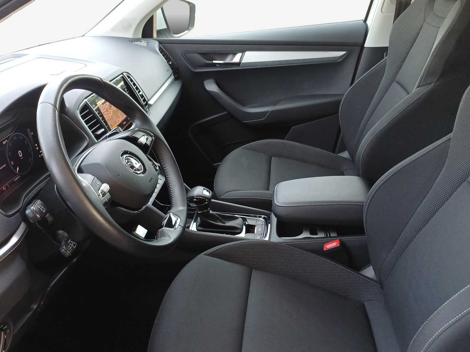 SKODA Karoq 2.0 TDI CR Ambition 4x4 DSG-image-7