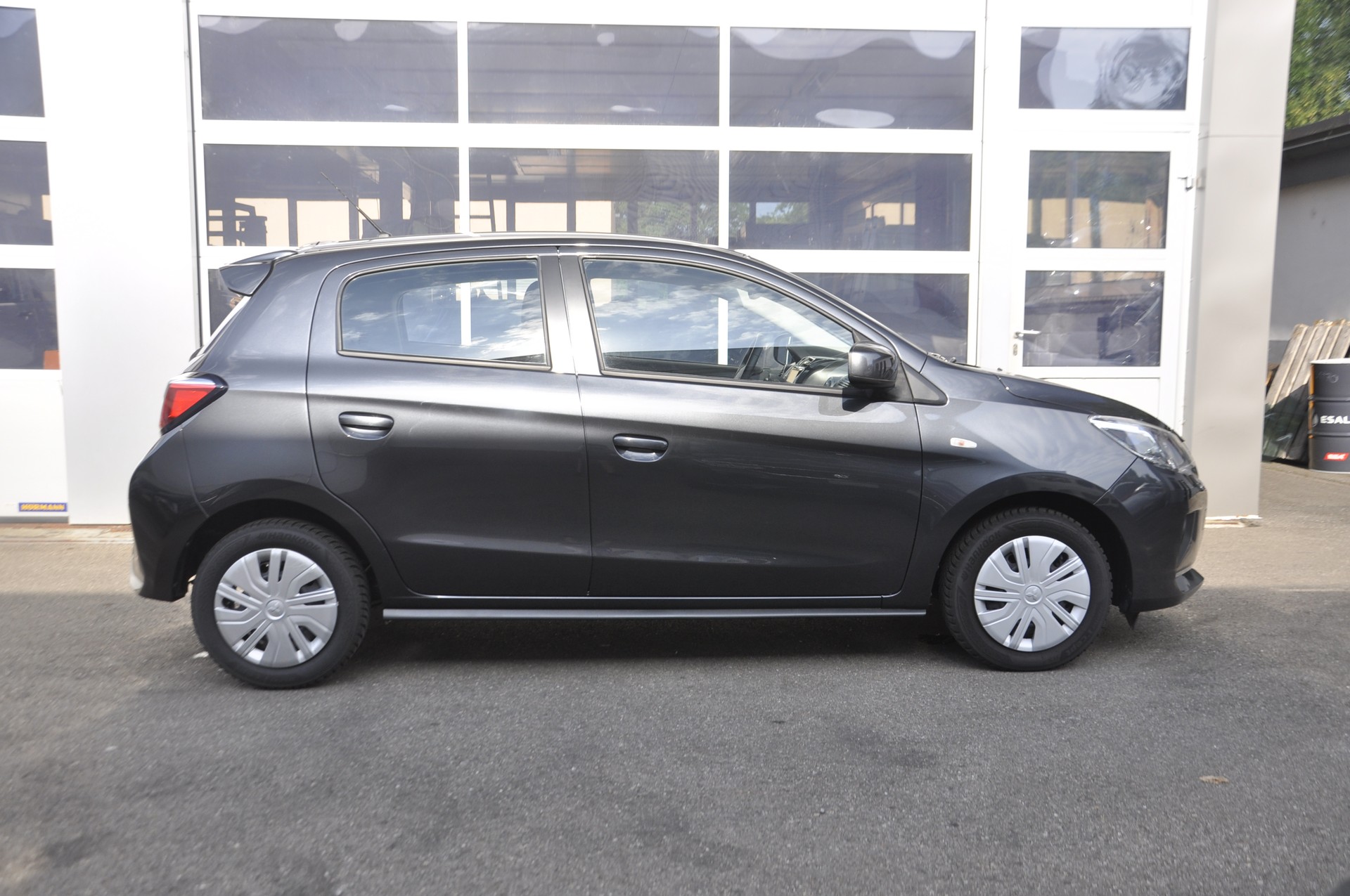 MITSUBISHI Space Star 1.2 CVT Inform I Automatik-image-1