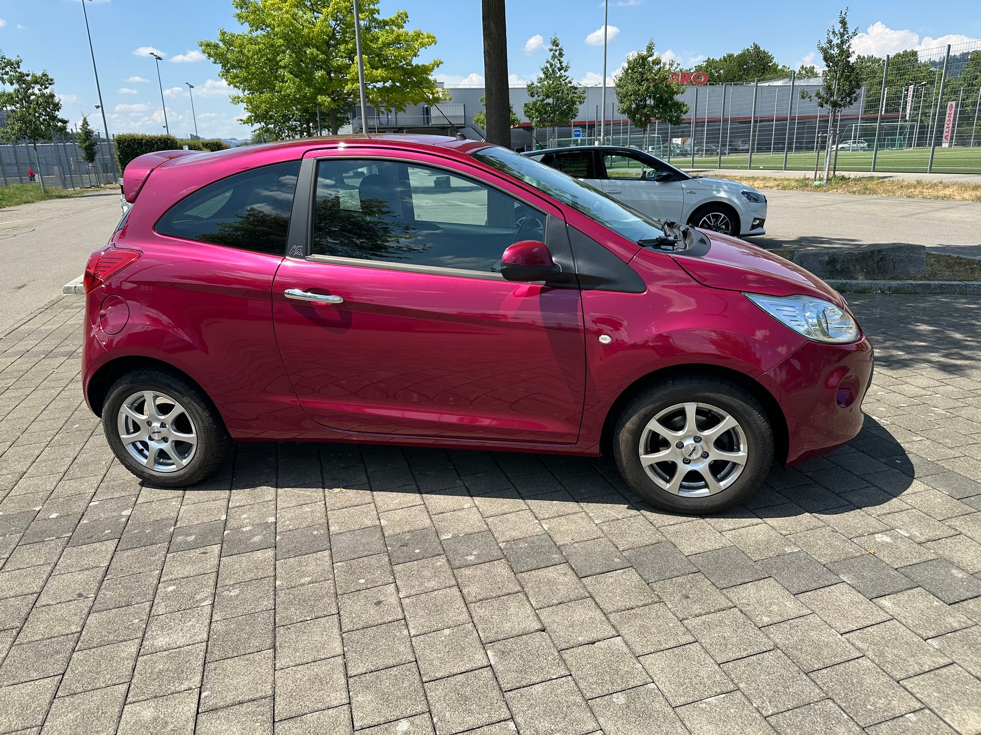 FORD KA 1.25 Titanium+-image-3