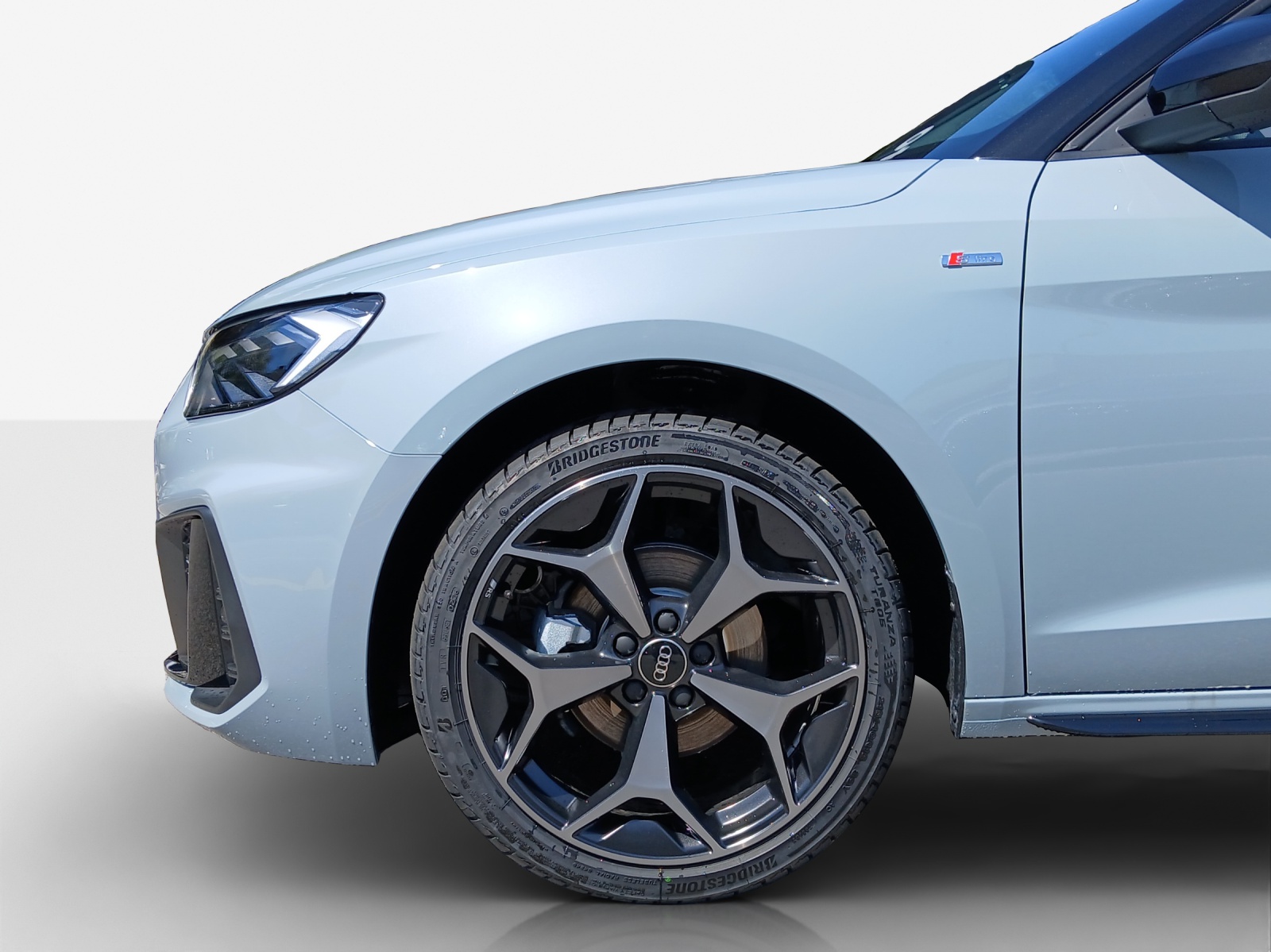 AUDI A1 Sportback 30 TFSI S Line Attraction S-tronic-image-13