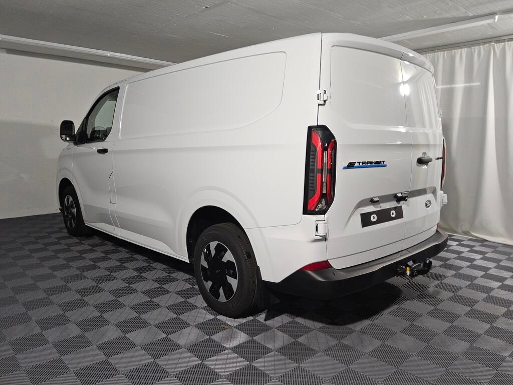 FORD E-Transit C Van 320 L1 Trend-image-3