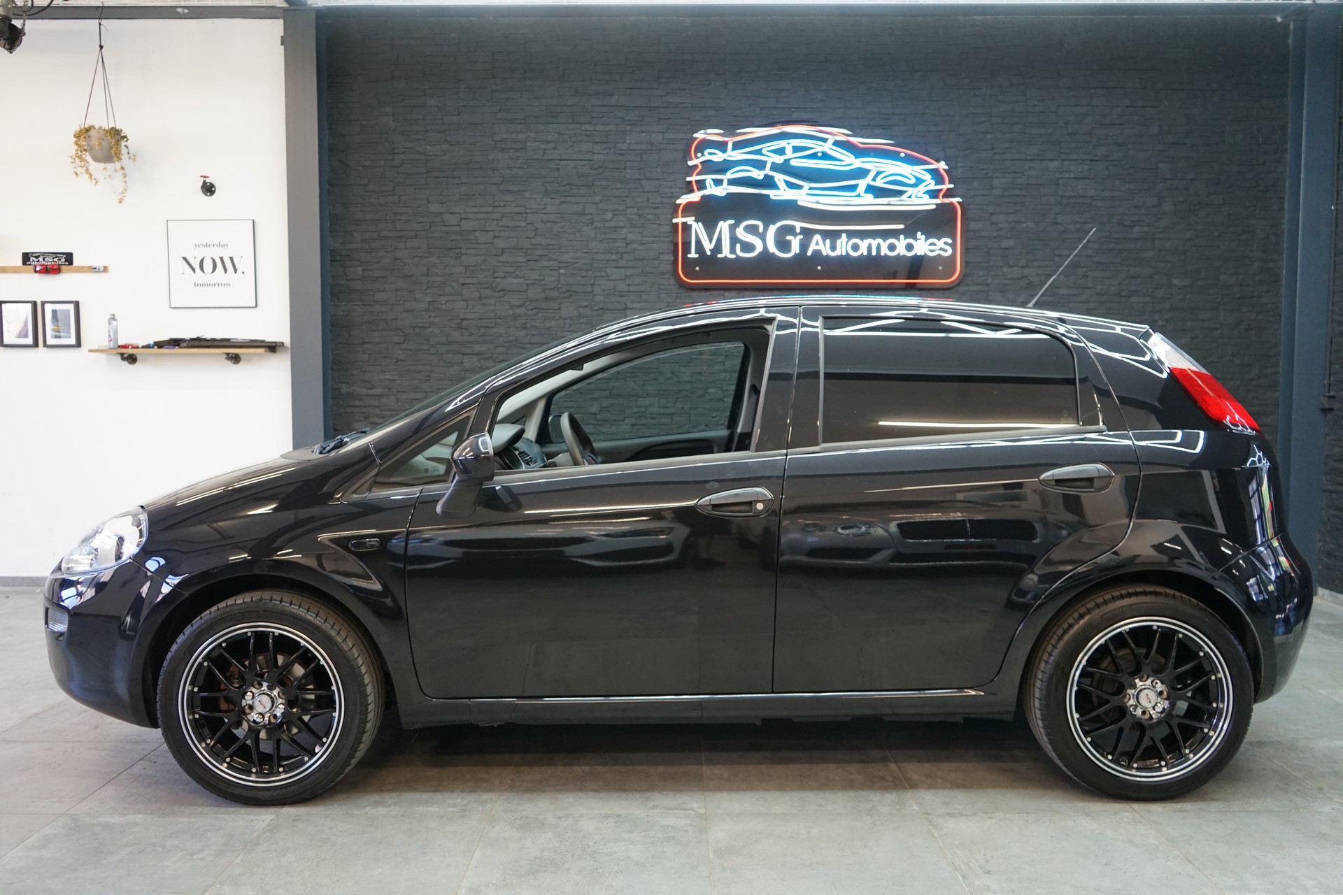FIAT Punto 1.2 Cool-showroom-element-1