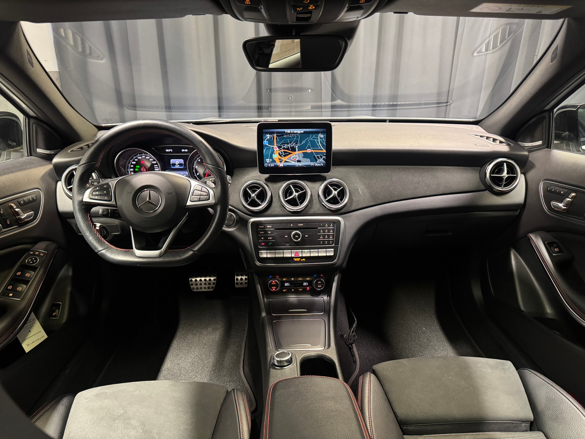 MERCEDES-BENZ GLA 220 AMG Line 4Matic 7G-DCT (26)-image-9