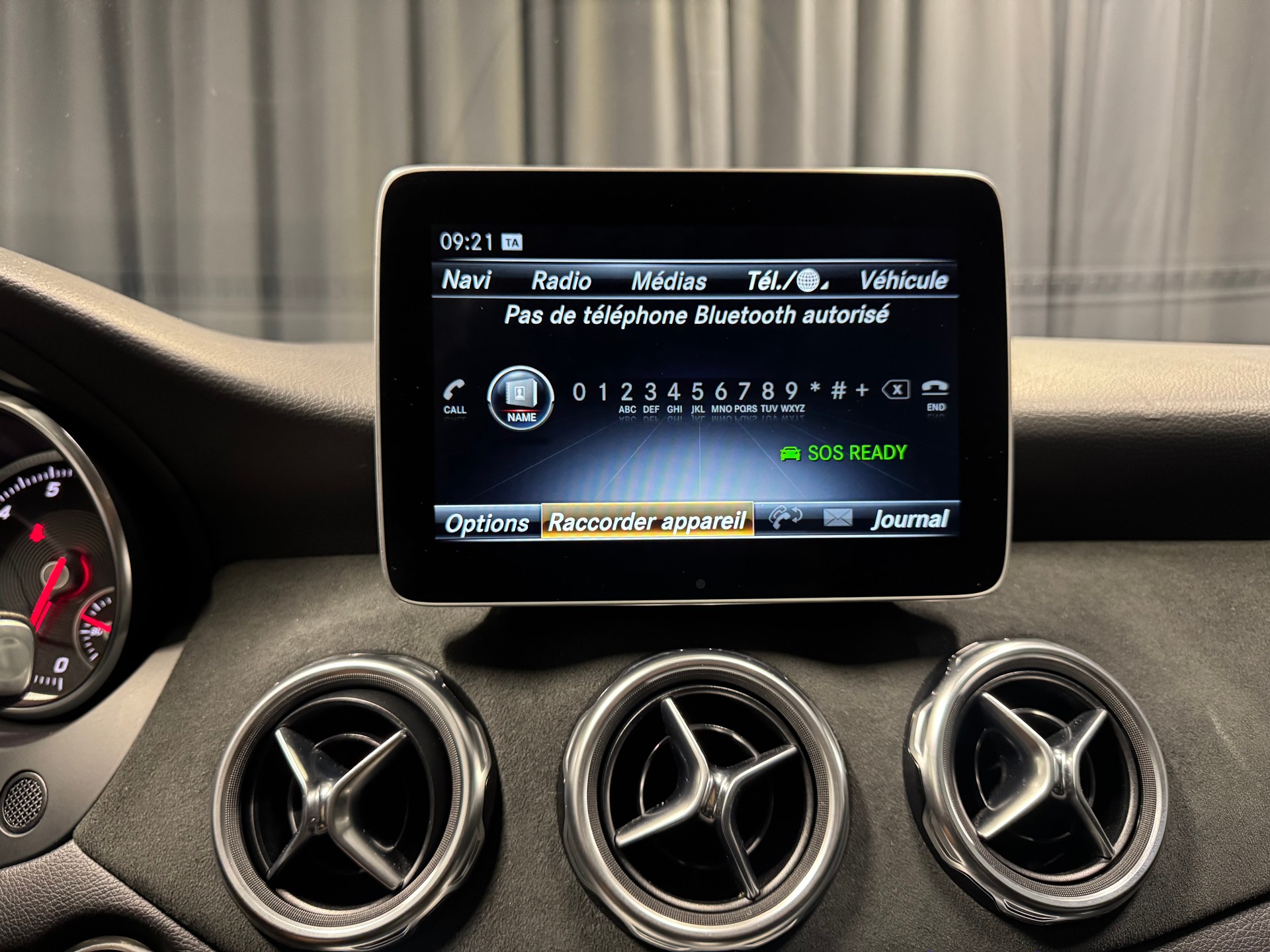 MERCEDES-BENZ GLA 220 AMG Line 4Matic 7G-DCT (26)-image-16