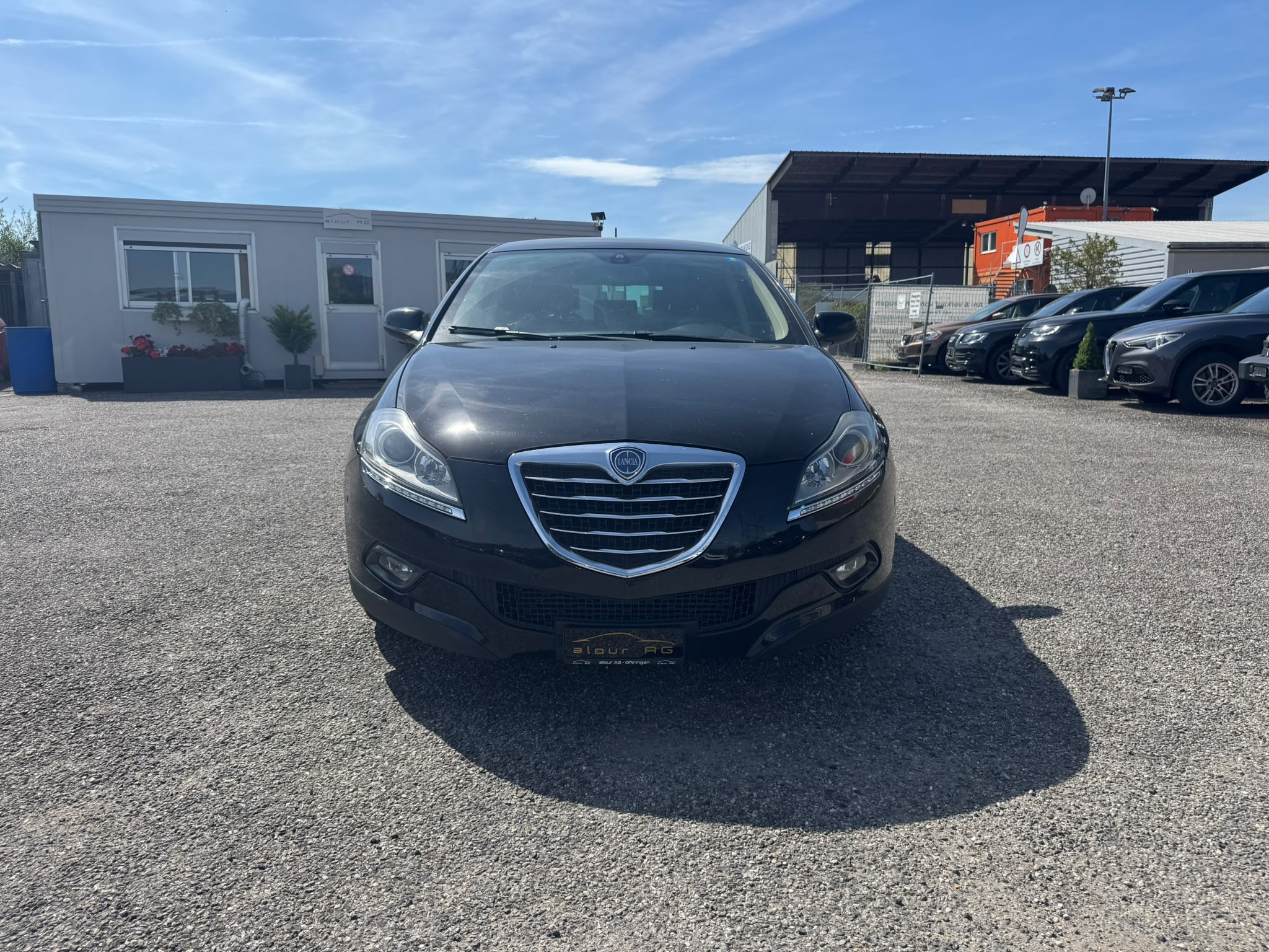Car photo