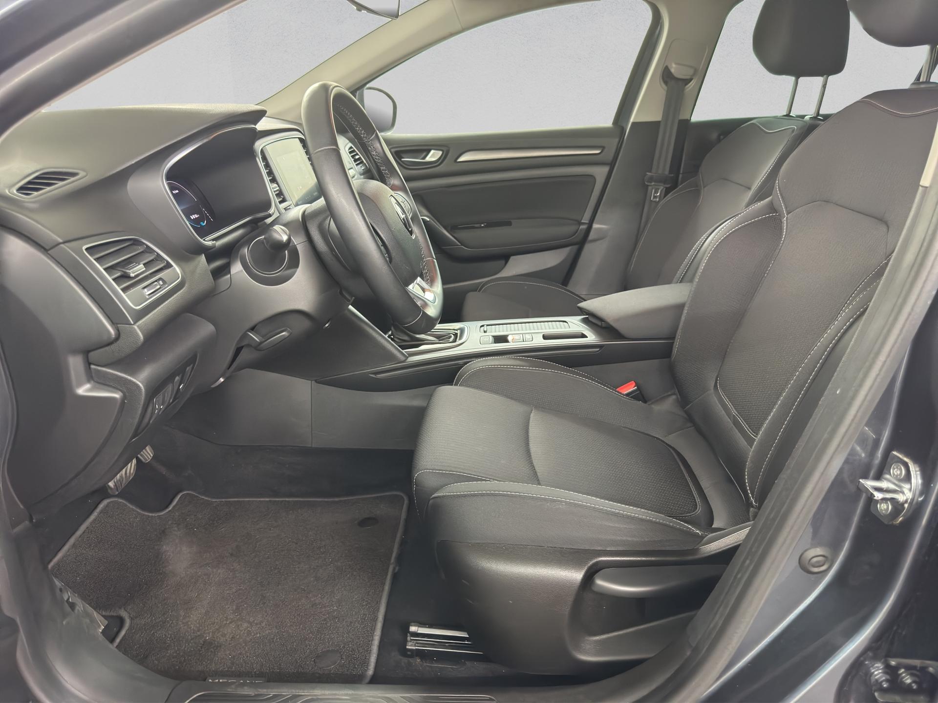 RENAULT Mégane Berline 1.6 E-Tech Intens-image-8