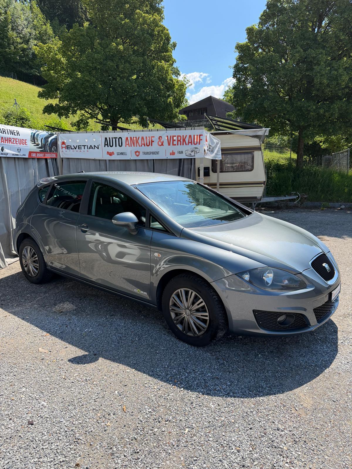 SEAT Leon 1.2 TSI COPA Reference-image-0