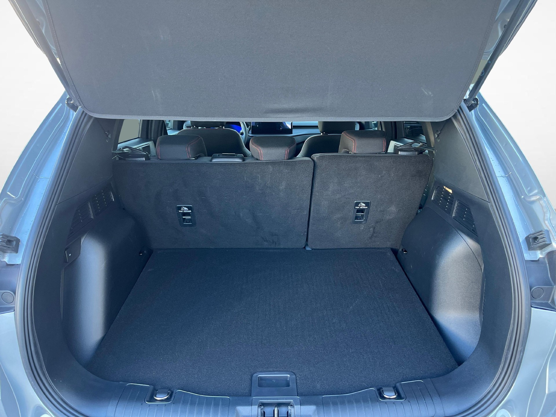 FORD Kuga 2.5 Hybrid ST-Line 4x4-image-11