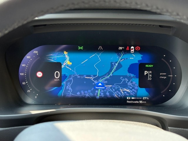 VOLVO XC40 P6 Plus-image-8