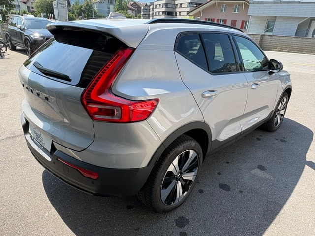 VOLVO XC40 P6 Plus-image-1
