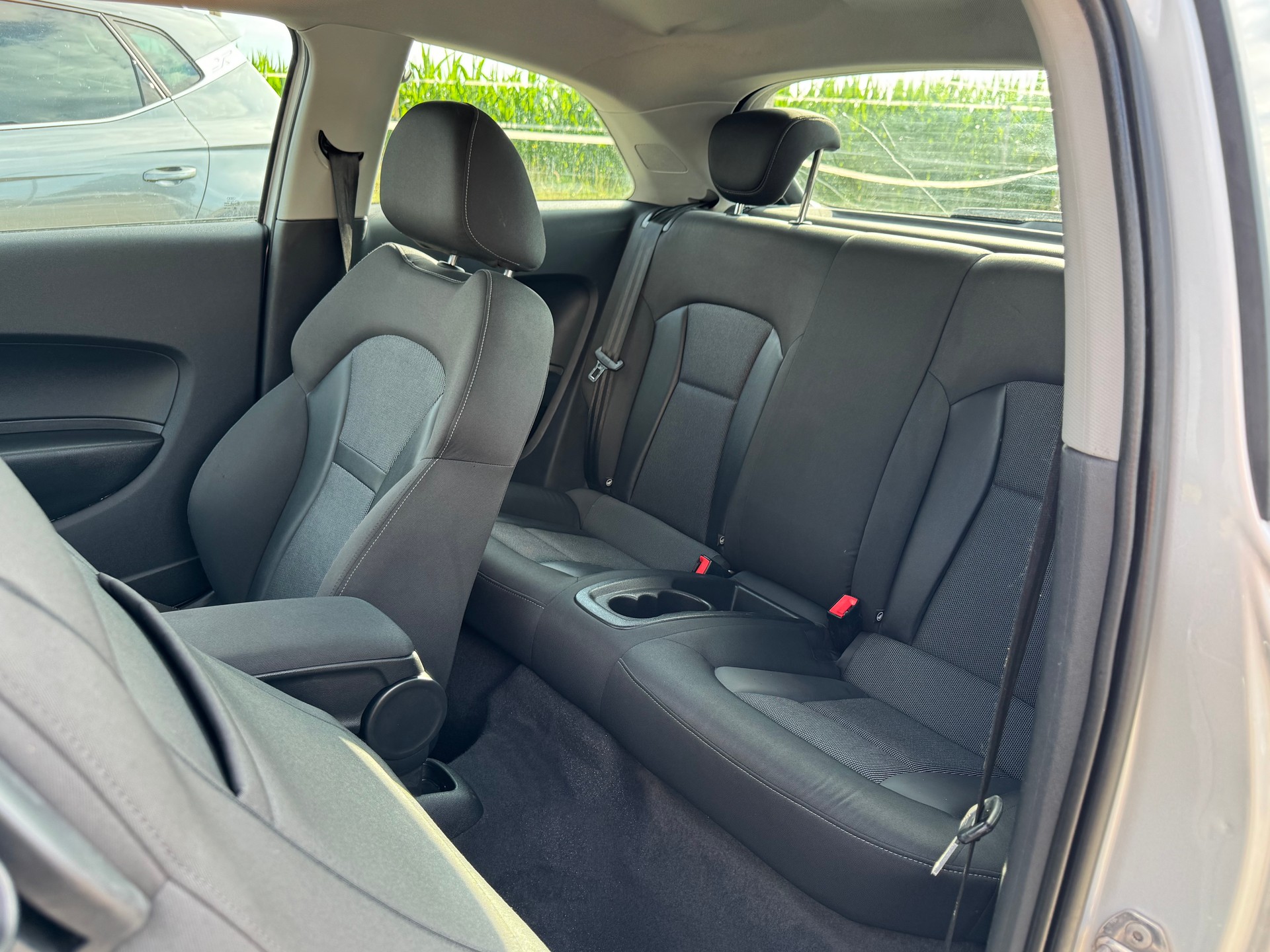 AUDI A1 1.4 TFSI Attraction S-tronic-image-9