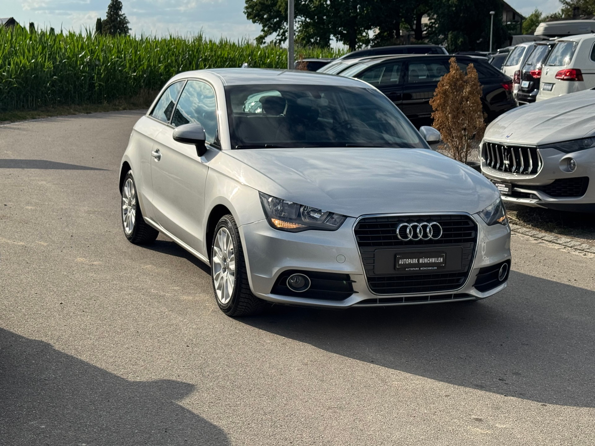 AUDI A1 1.4 TFSI Attraction S-tronic-image-1