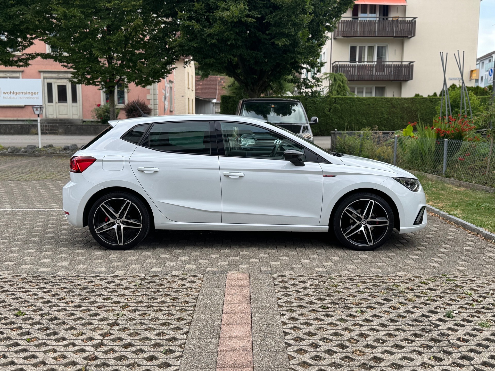 SEAT Ibiza 1.0 EcoTSI DSG FR-image-3