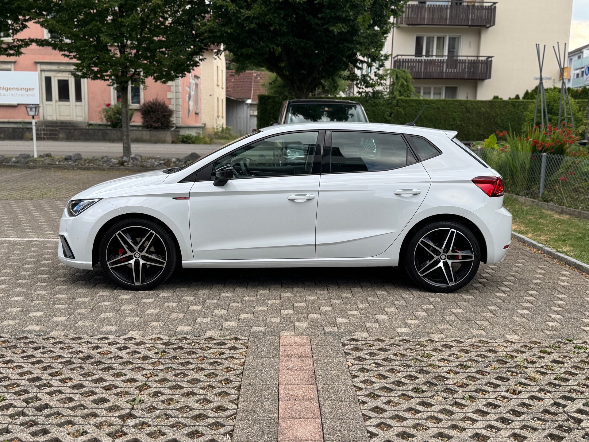 SEAT Ibiza 1.0 EcoTSI DSG FR-image-7