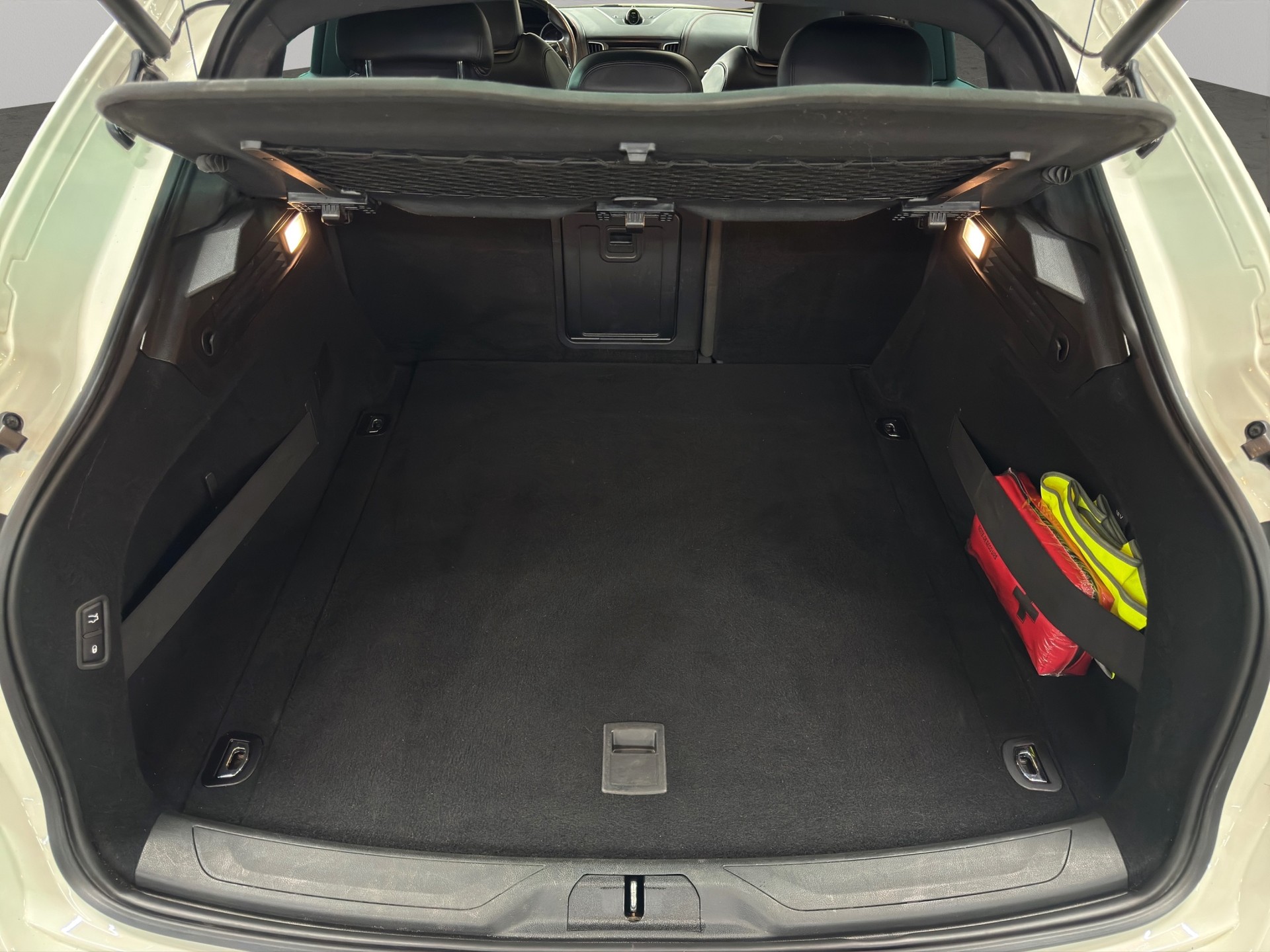 MASERATI Levante S 3.0 V6 Automatica-image-12