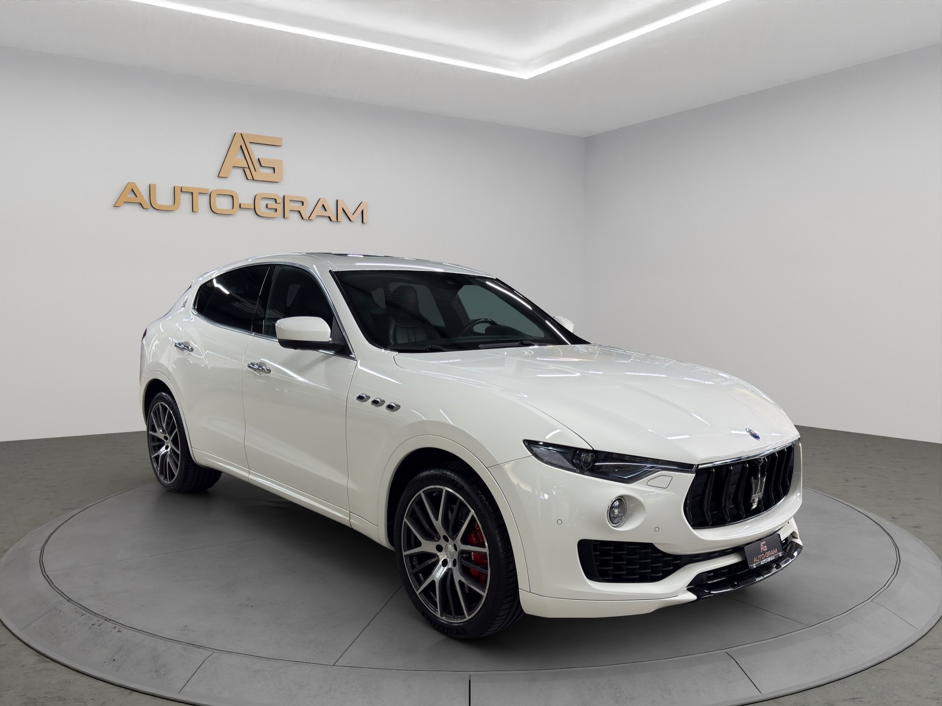 MASERATI Levante S 3.0 V6 Automatica-image-7