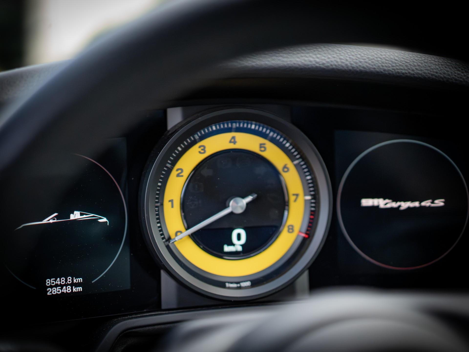 PORSCHE 3.0 Targa 4S-image-6