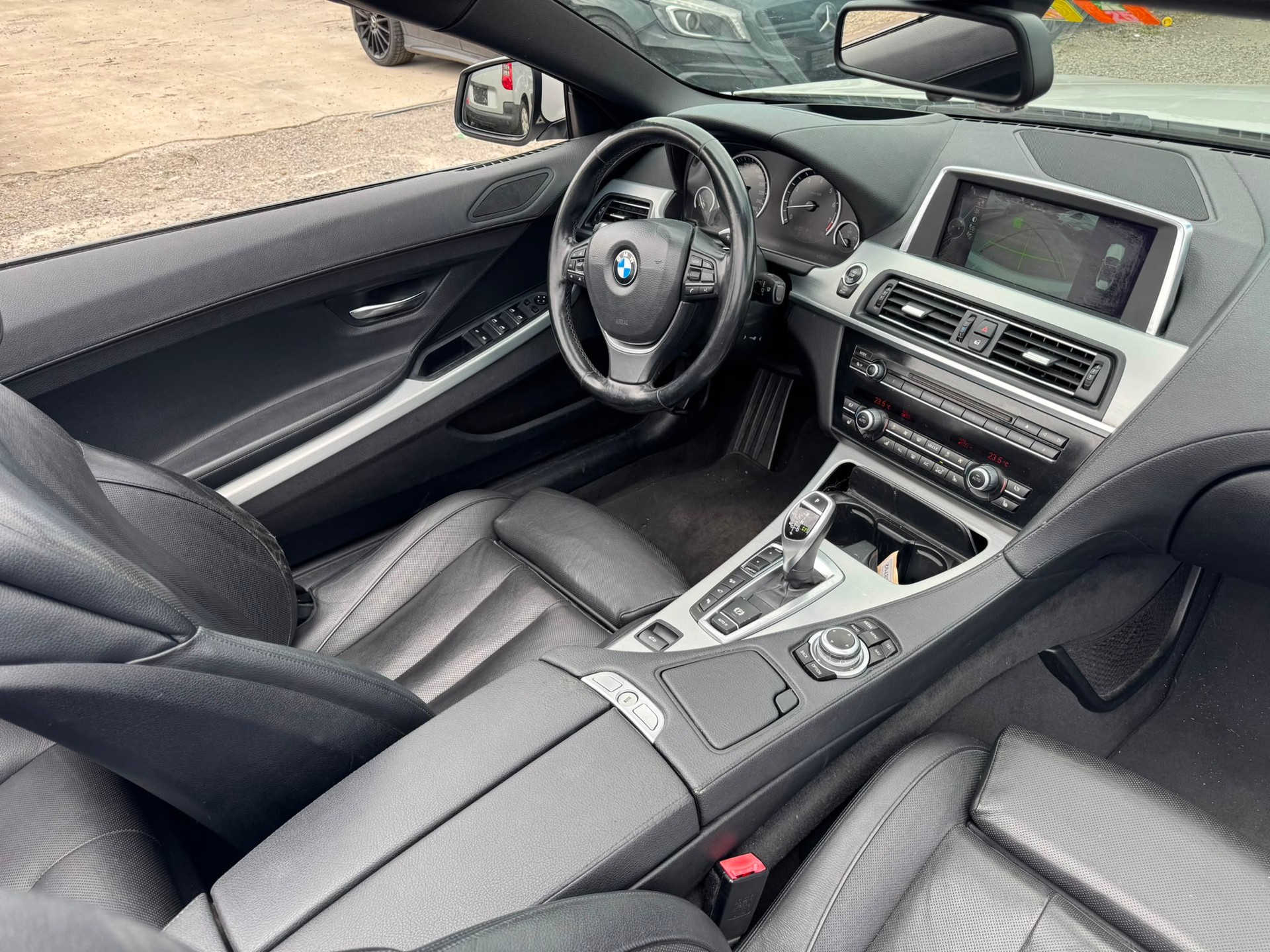 BMW 650i Cabrio xDrive-image-11