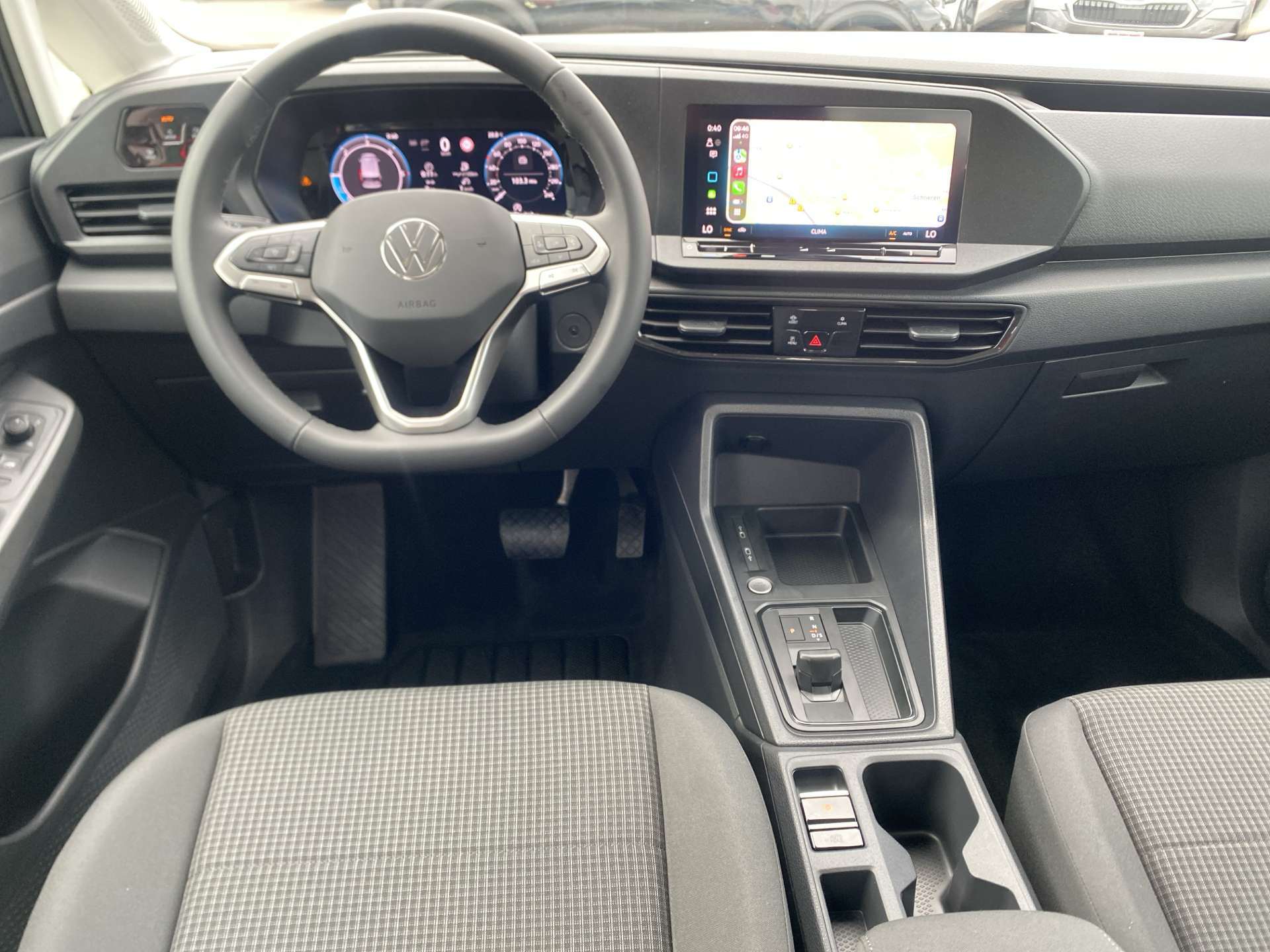 VW Caddy 2.0 TDi Origin DSG-Automat-image-2