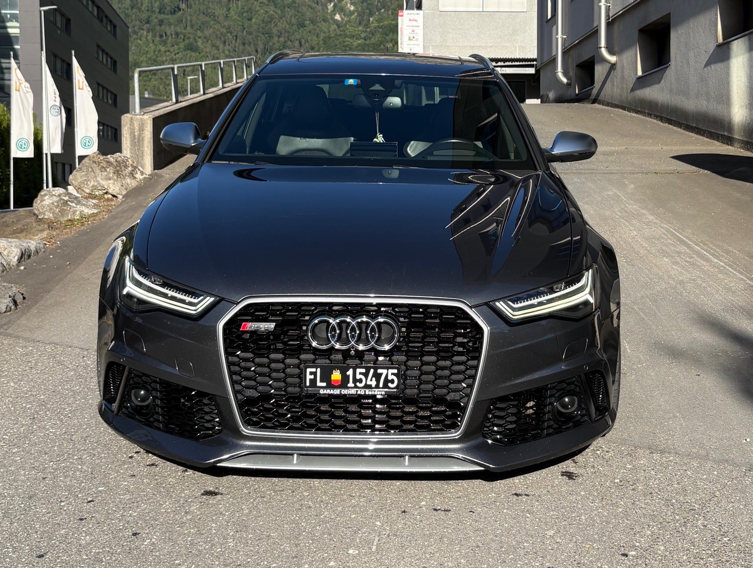 AUDI 4.0 V8 TFSI quattro T-Tronic-image-0