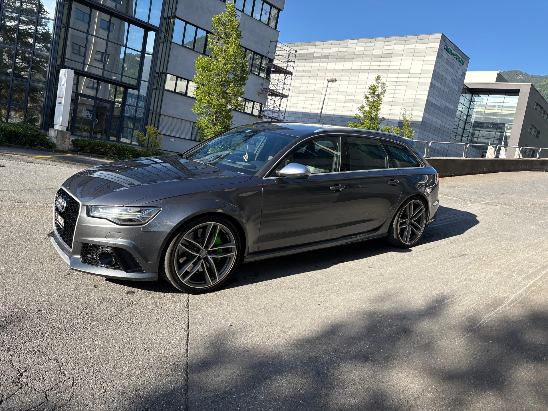 AUDI 4.0 V8 TFSI quattro T-Tronic-image-3