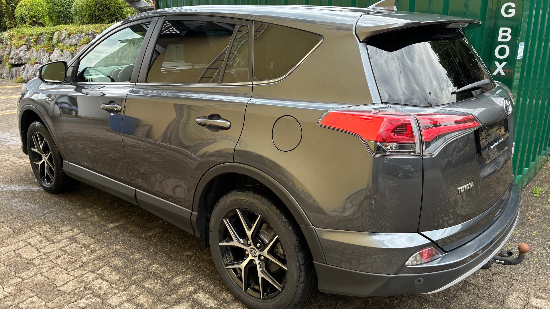 TOYOTA 2.5 HSD Style-image-3