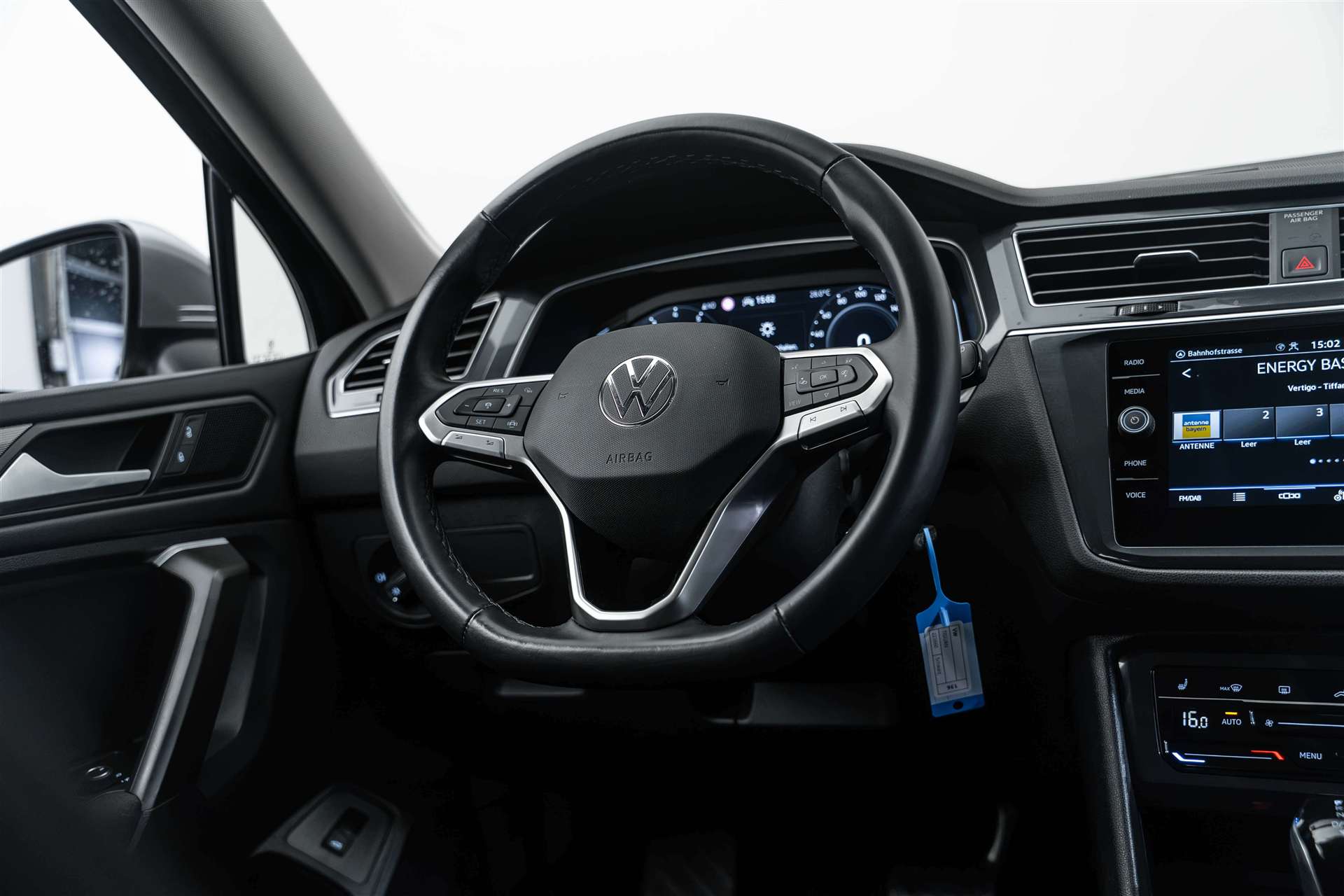 VW Tiguan Allspace 1.5 TSI Life DSG 7-Plätzer-image-10