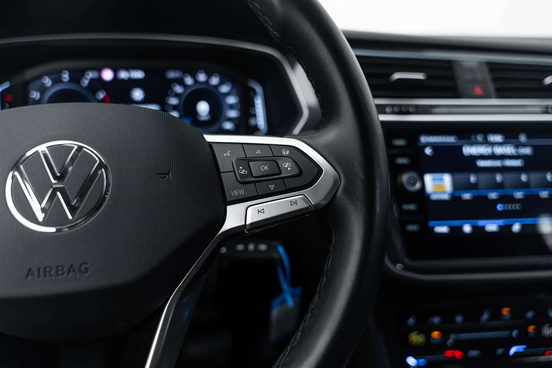 VW Tiguan Allspace 1.5 TSI Life DSG 7-Plätzer-image-17