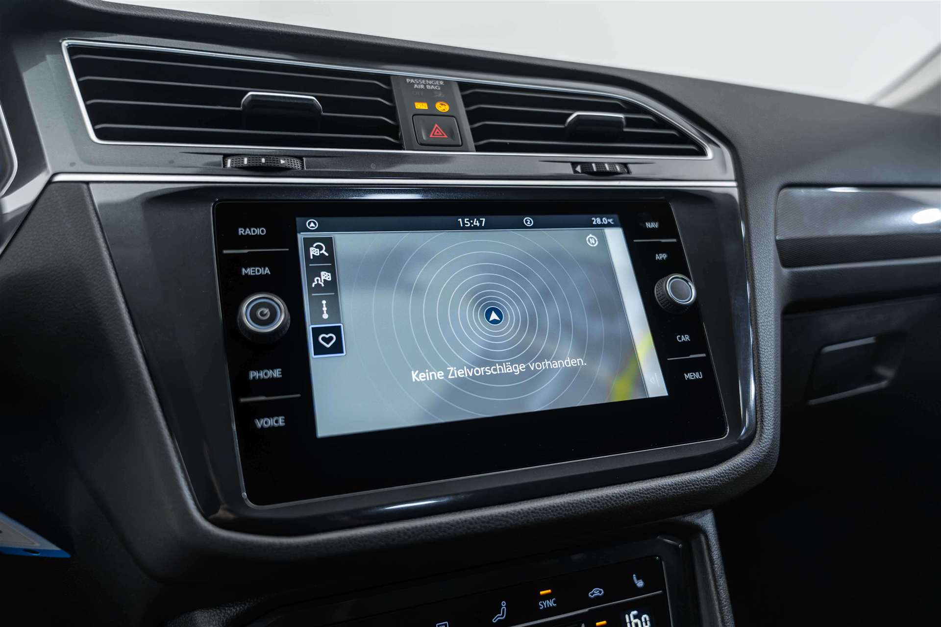 VW Tiguan Allspace 1.5 TSI Life DSG 7-Plätzer-image-22