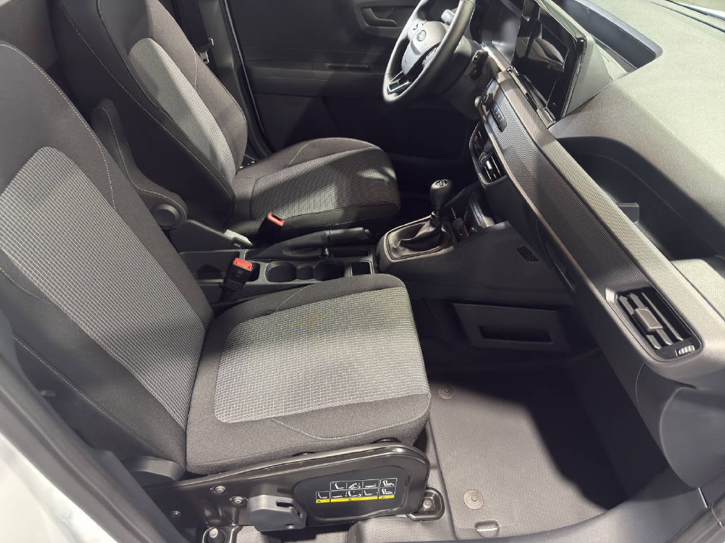FORD Transit Courier Van 1.0 EcoBoost 100 PS Trend-image-14