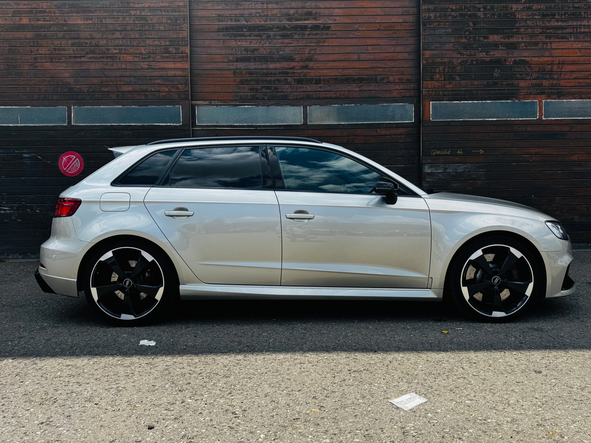 AUDI 2.5 T FSI quattro S-Tronic-image-3