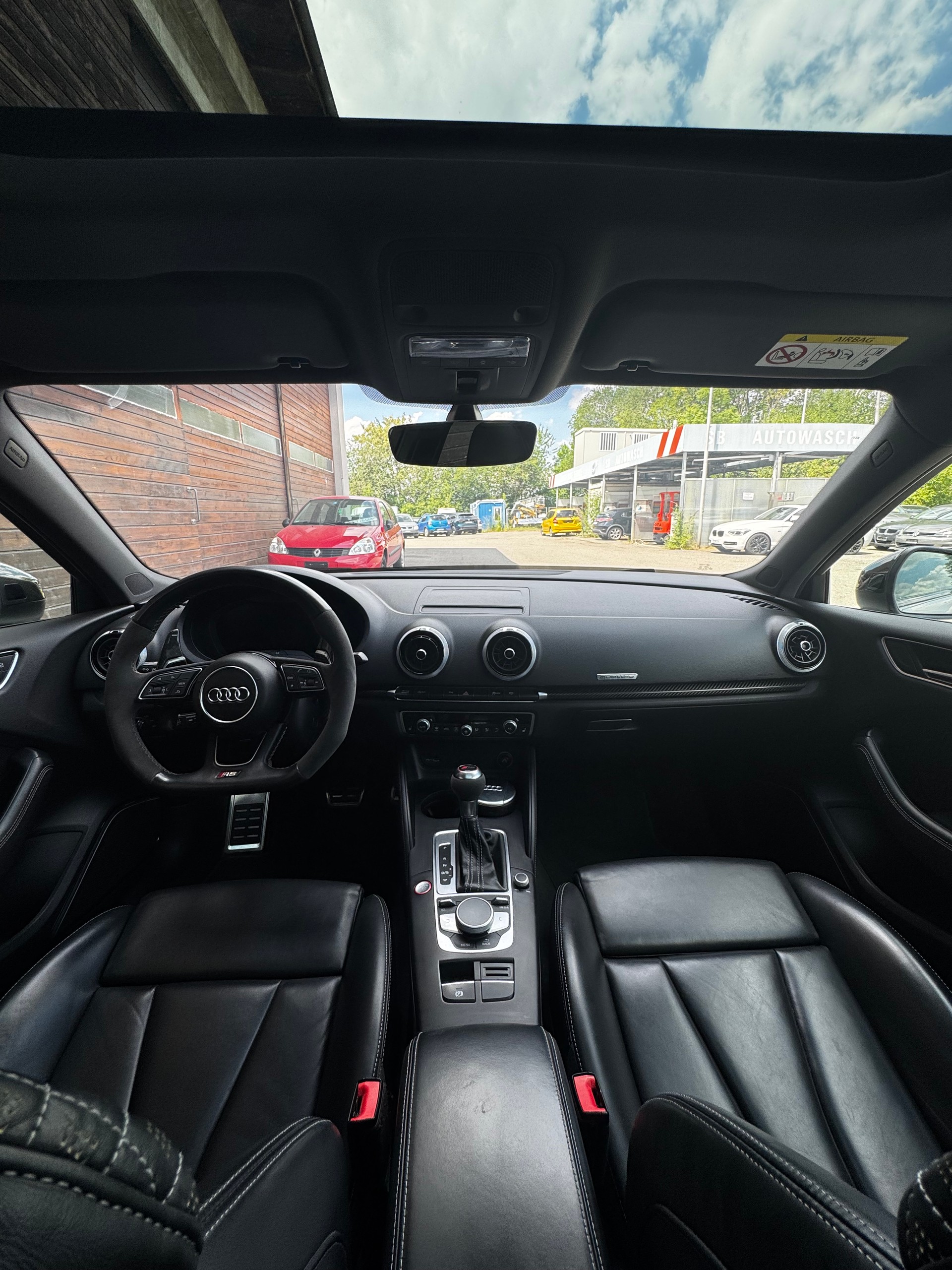 AUDI 2.5 T FSI quattro S-Tronic-image-6