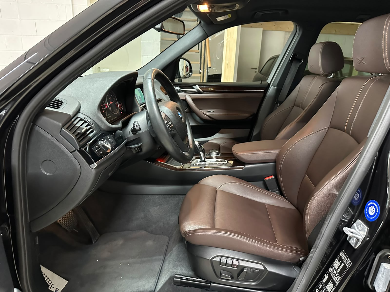 BMW X3 xDrive 20i Steptronic-image-10