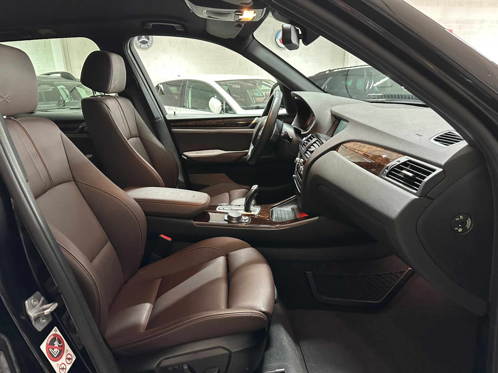 BMW X3 xDrive 20i Steptronic-image-11