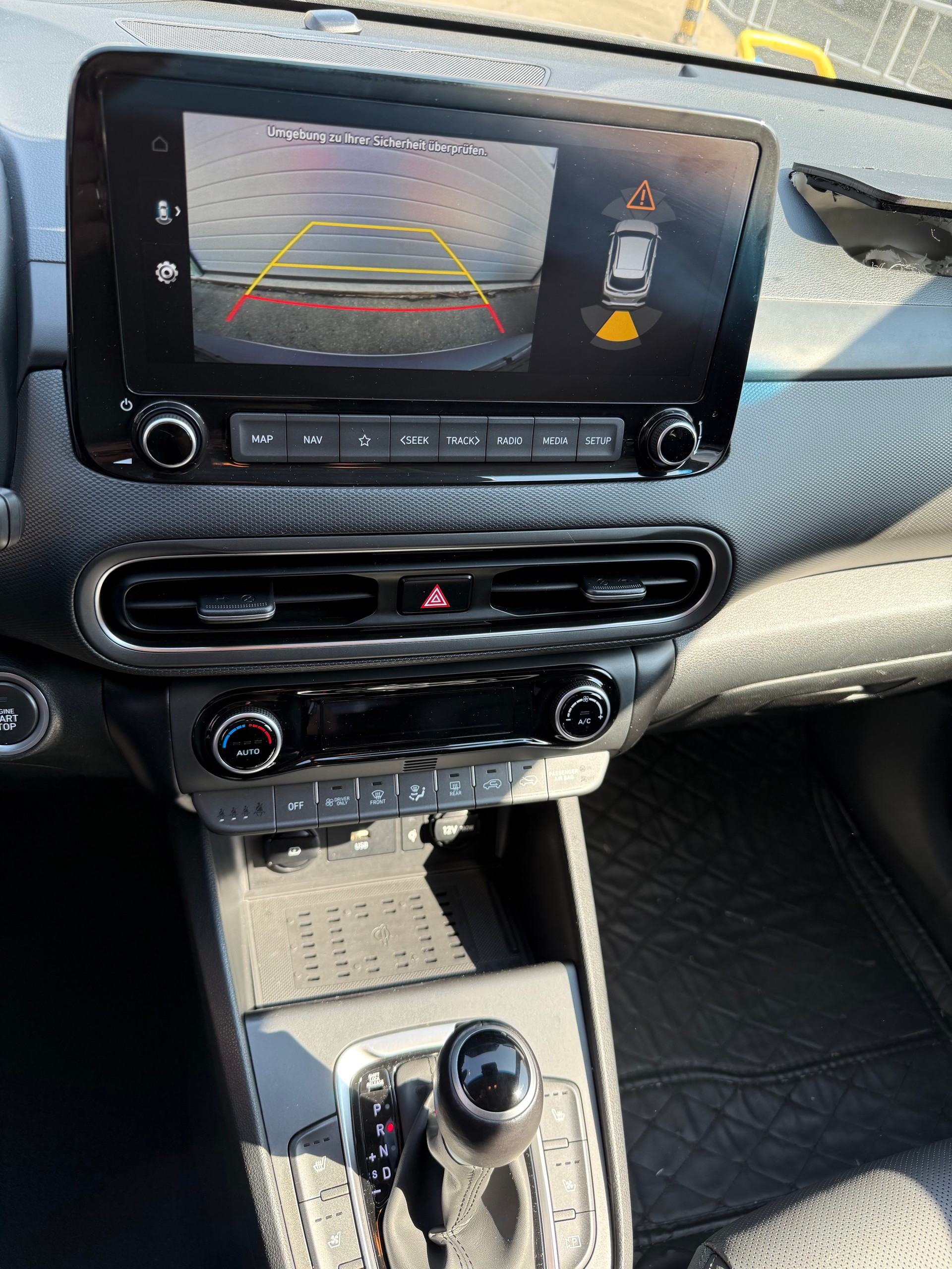 HYUNDAI Kona 1.6 GDi HEV Vertex DCT-image-9