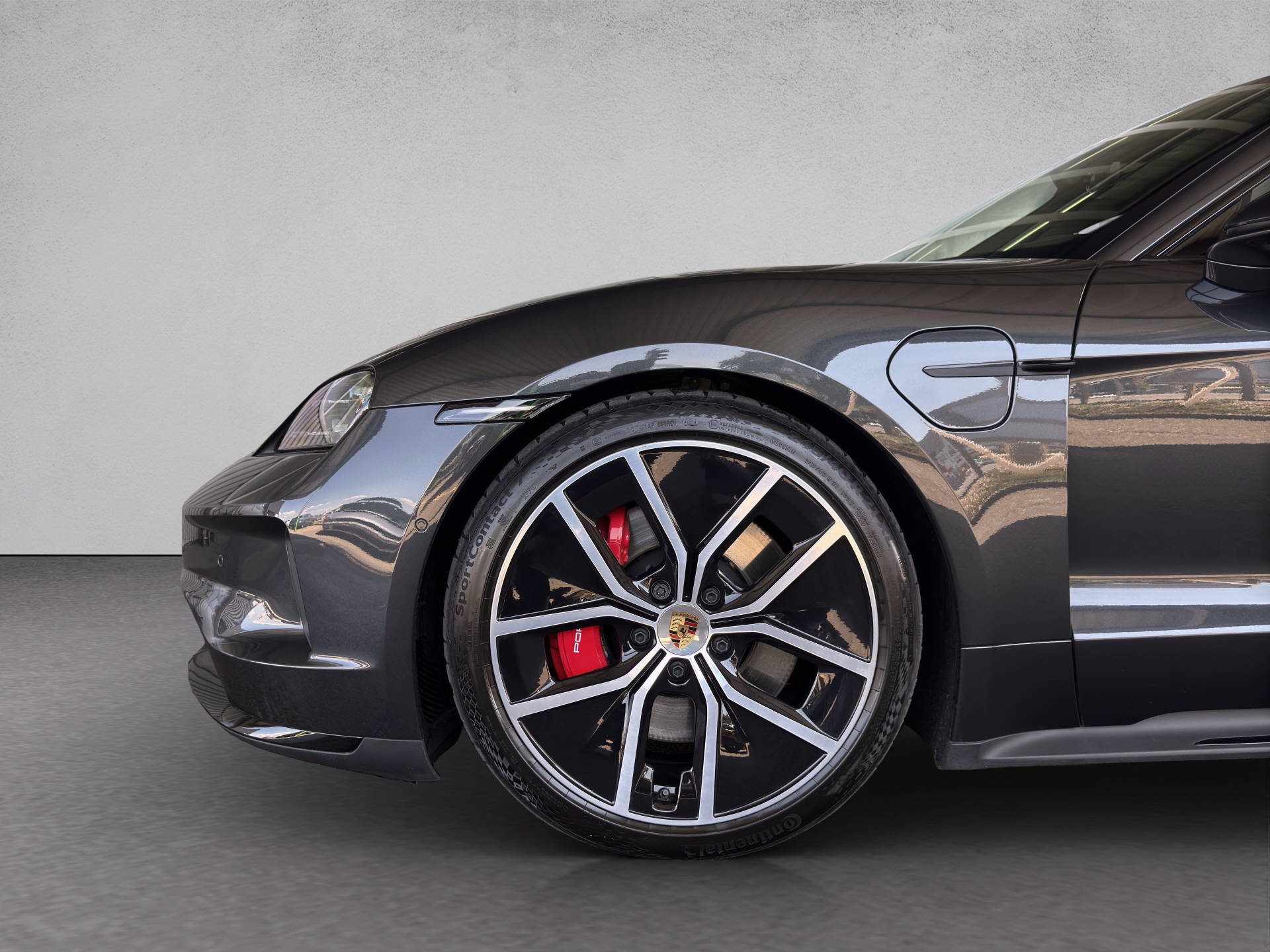 PORSCHE Taycan Sport Turismo GTS-image-15