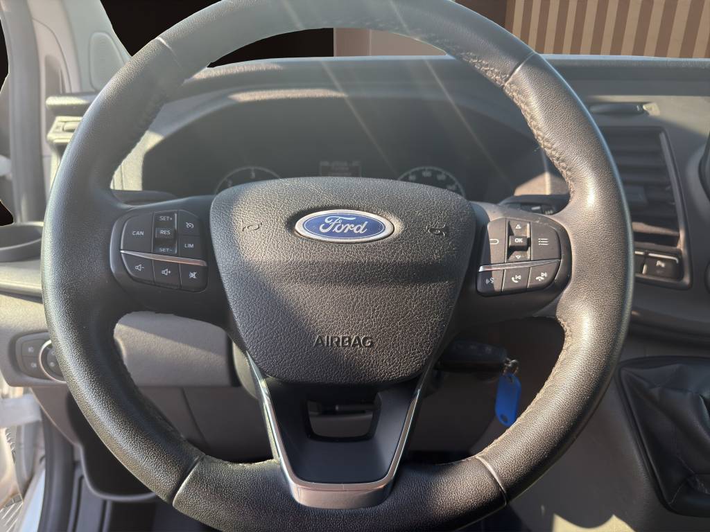 FORD Transit Custom 320 L1H1 Trend-image-15