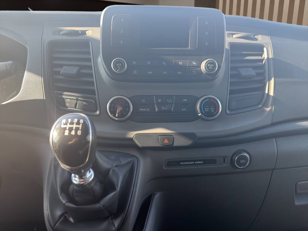 FORD Transit Custom 320 L1H1 Trend-image-11