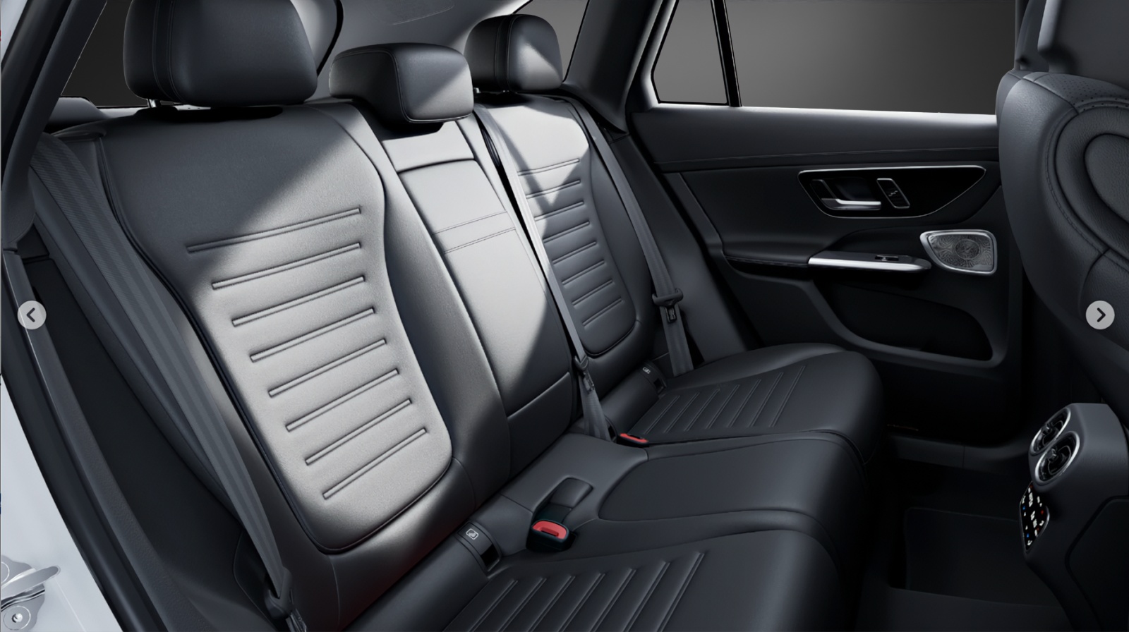 MERCEDES-BENZ GLC 300 e 4Matic 9G-Tronic-image-8