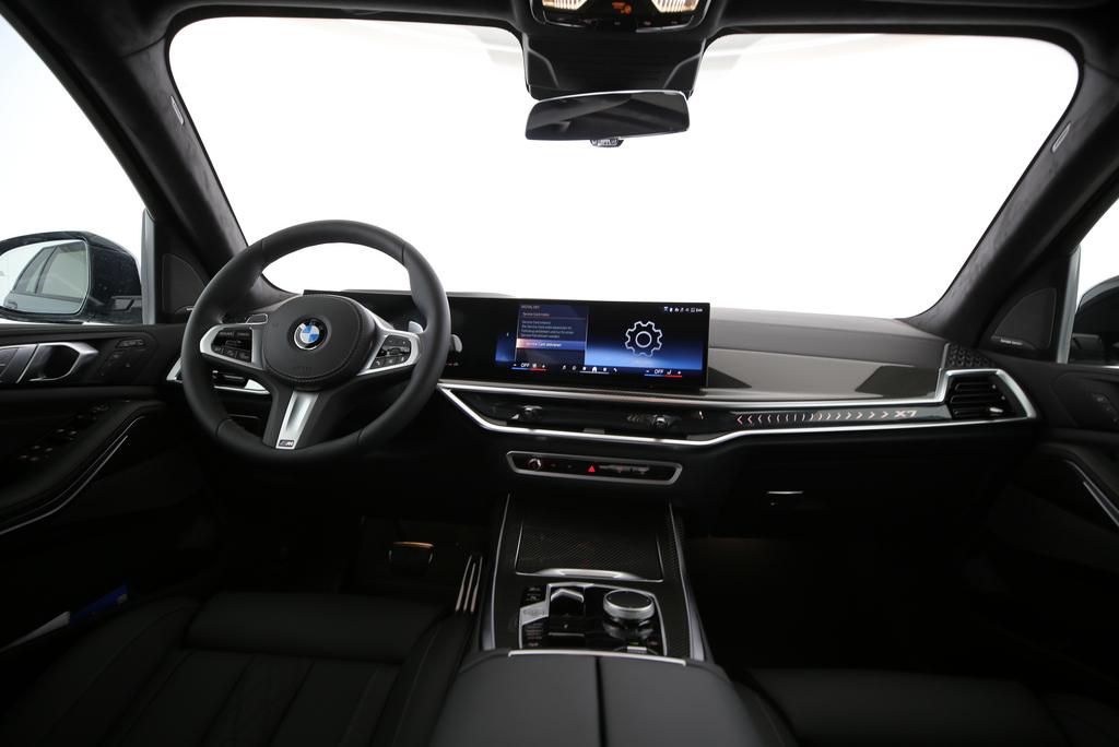 BMW X7 40d xDrive-image-14