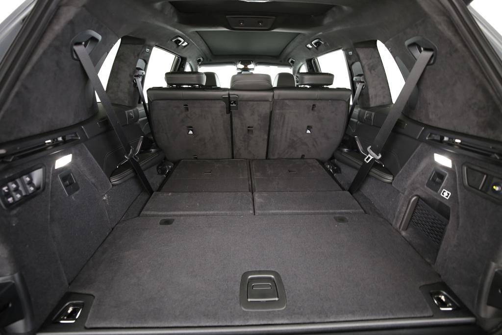 BMW X7 40d xDrive-image-13