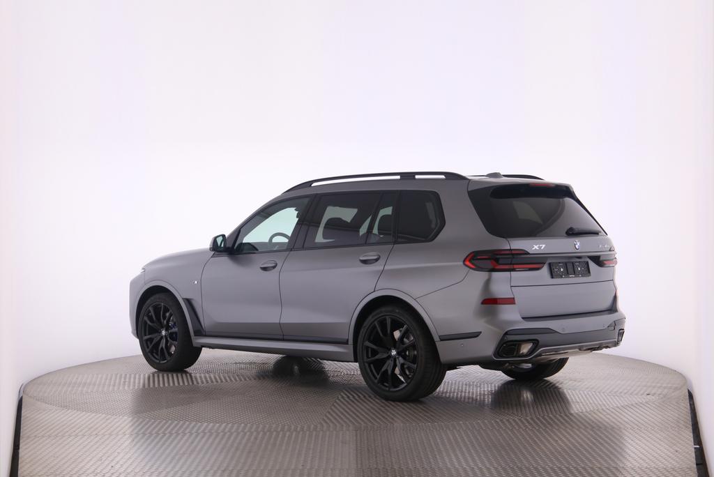 BMW X7 40d xDrive-image-3