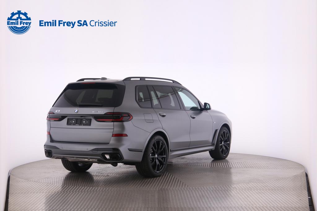 BMW X7 40d xDrive-image-12
