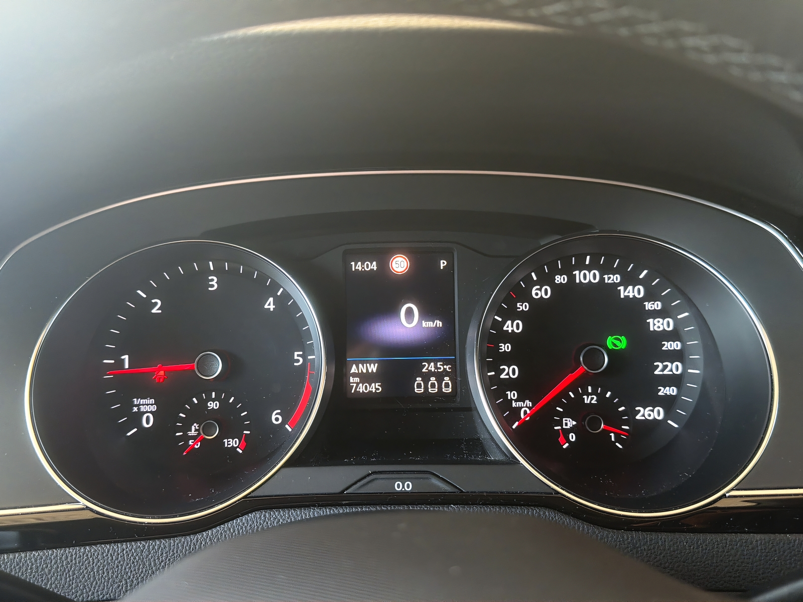 VW Passat Variant 2.0 TDI 150 Business DSG-image-9