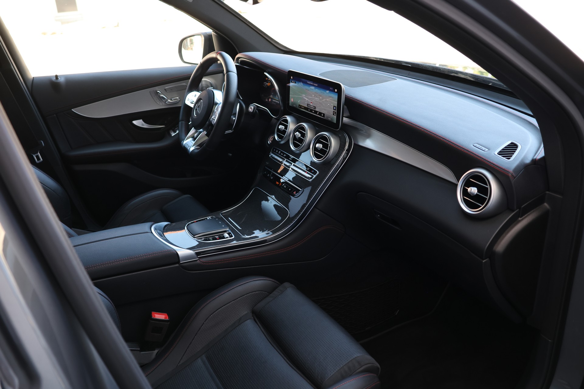 MERCEDES-BENZ GLC 43 AMG 4Matic 9G-Tronic-image-19