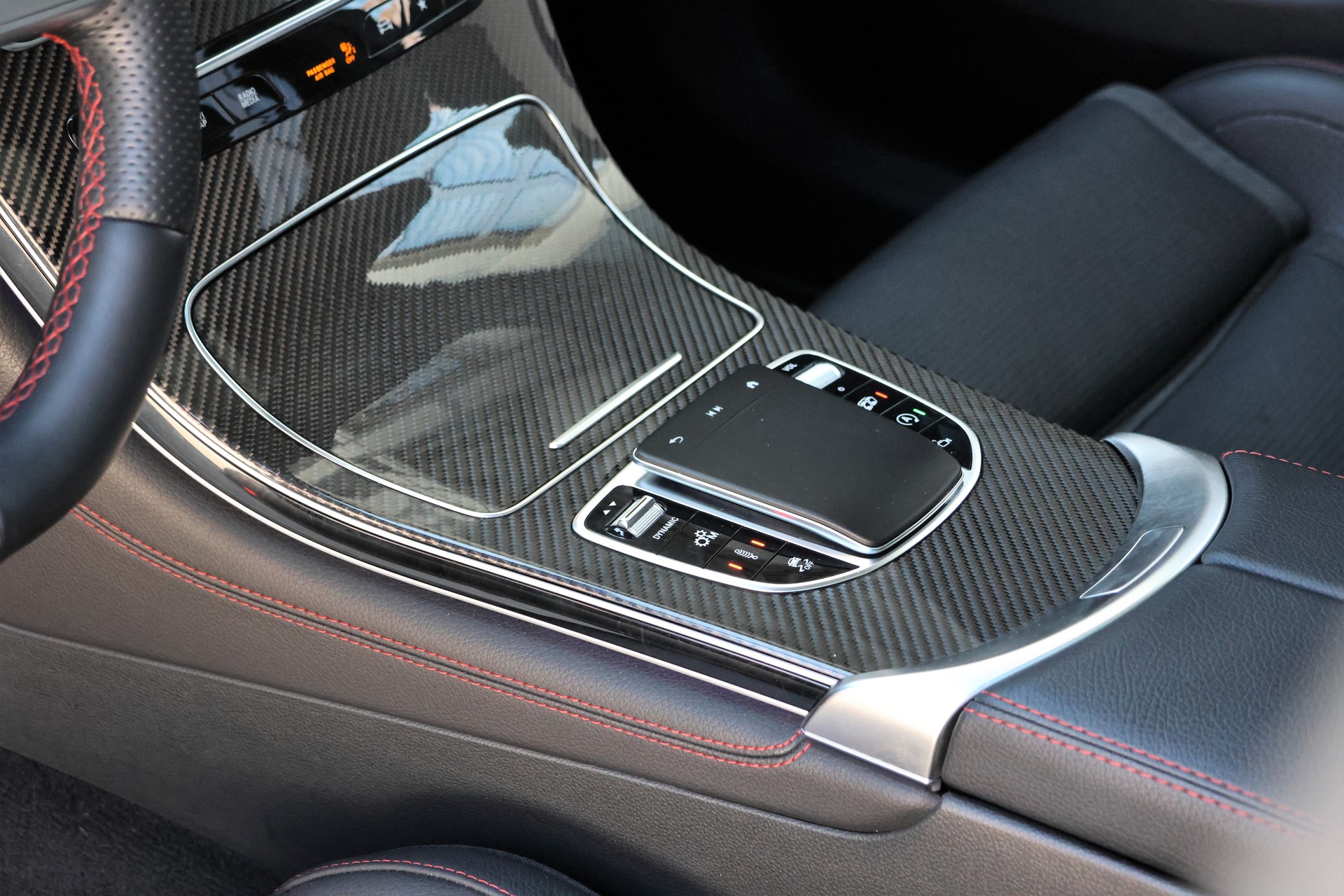 MERCEDES-BENZ GLC 43 AMG 4Matic 9G-Tronic-image-10