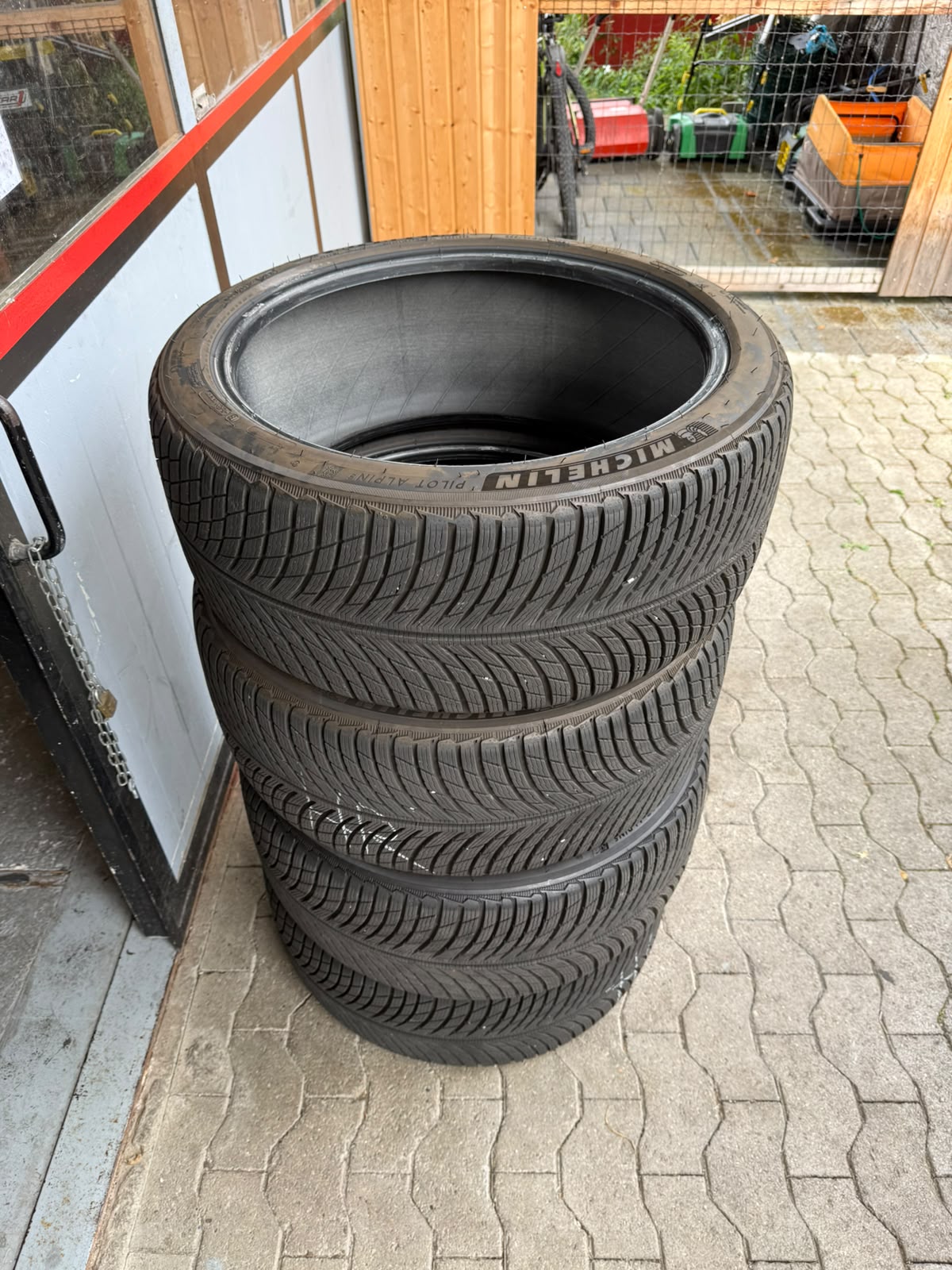 MERCEDES-BENZ GLC 43 AMG 4Matic 9G-Tronic-image-31