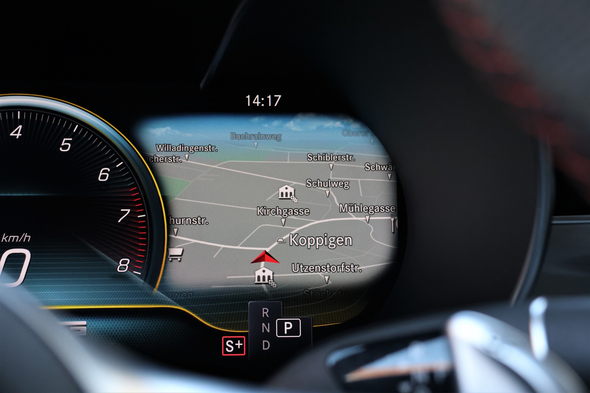 MERCEDES-BENZ GLC 43 AMG 4Matic 9G-Tronic-image-29