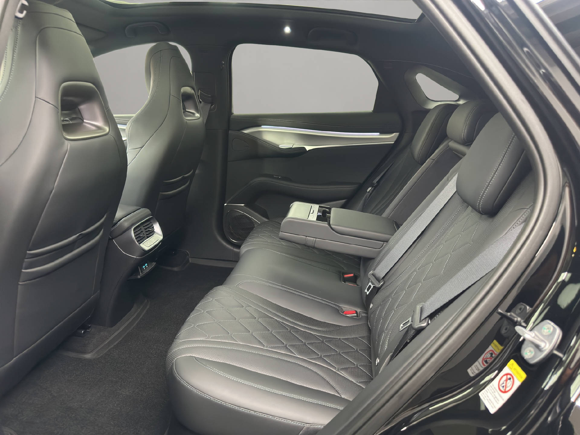 BYD Sealion 7 Excellence AWD 530 PS-image-12